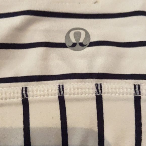 0721 Lululemon - Sports Bra - Picture 8 of 12